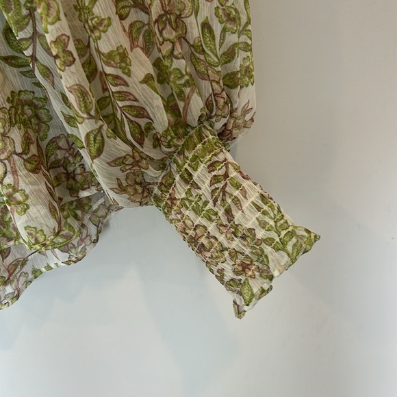 MISA Los Angeles Clio Top in Green Goddess. - Picture 11 of 12